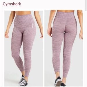 Gymshark Adapt Animal Seamless‎ Scrunch High Rise Leggings Size M